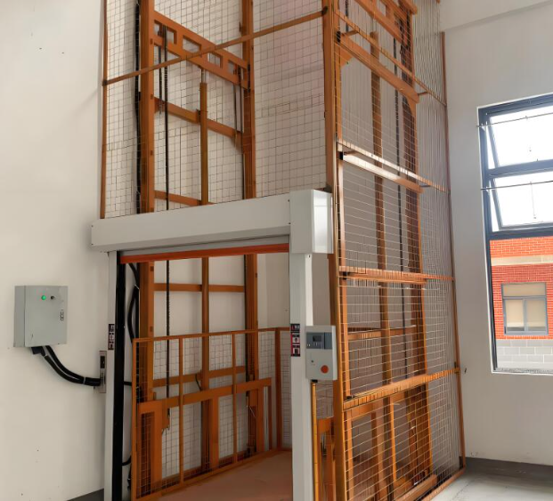 辉县升降货梯是特种设备码